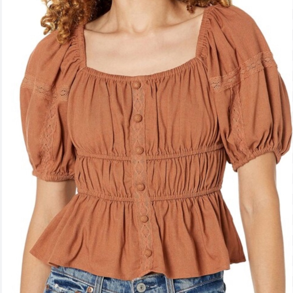 Moon River Women's Off-Shoulder Top